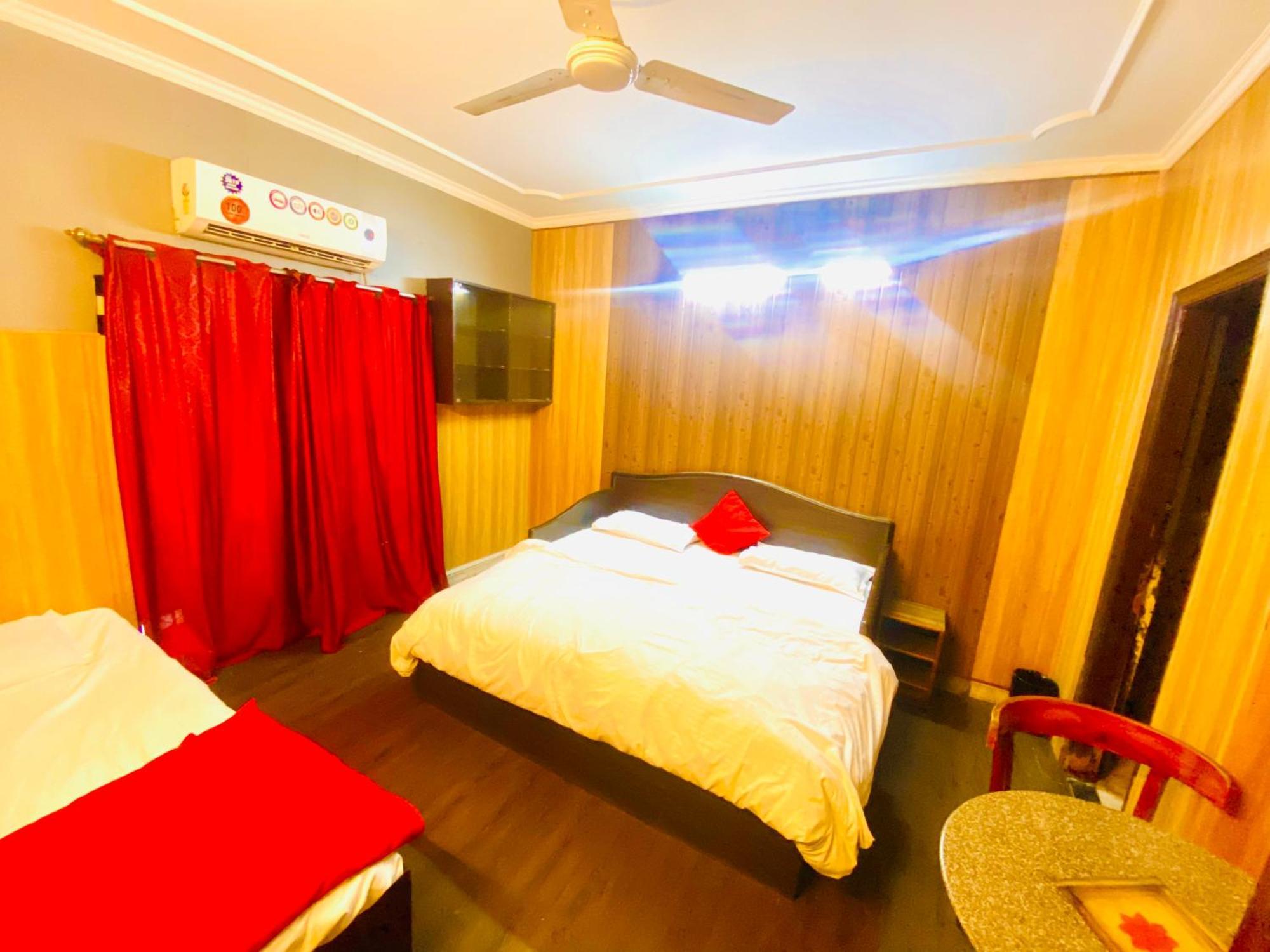 Hotel Osakataj à Agra  Extérieur photo