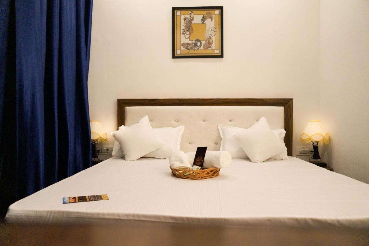 Hotel Osakataj à Agra  Extérieur photo