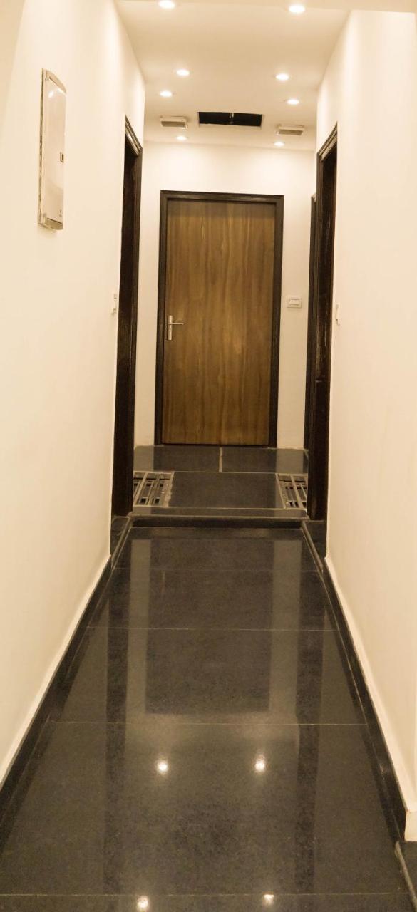 Hotel Osakataj à Agra  Extérieur photo